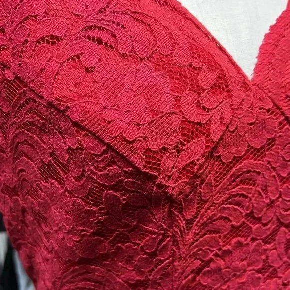NWT Chetta B Red Lacy Dress Size 10 - Picture 3 of 9
